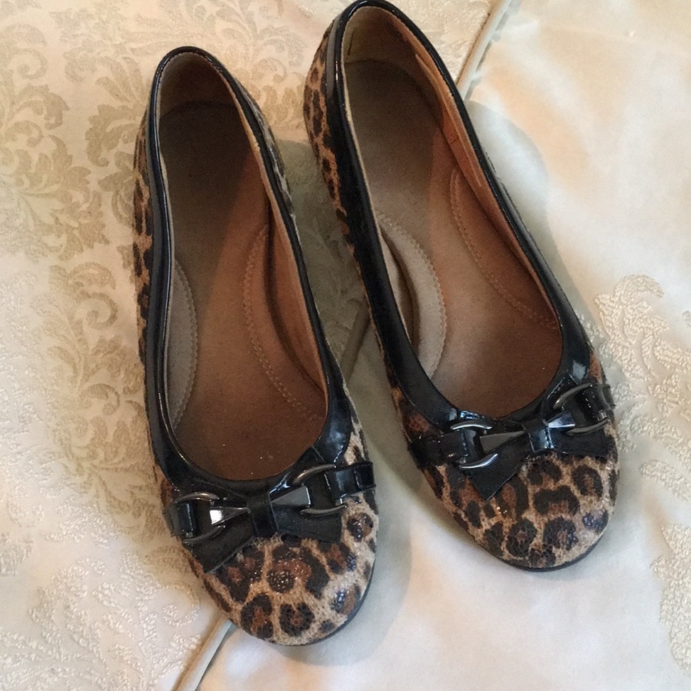 Leopard Print Aerosole Flats